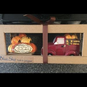Red truck salt and pepper shakers